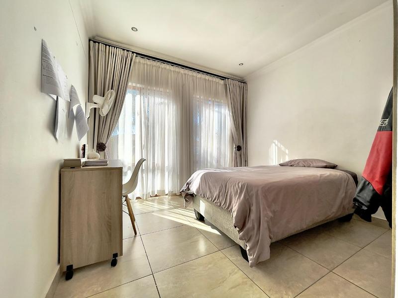 3 Bedroom Property for Sale in Thatchfield Close Gauteng