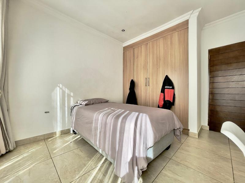 3 Bedroom Property for Sale in Thatchfield Close Gauteng