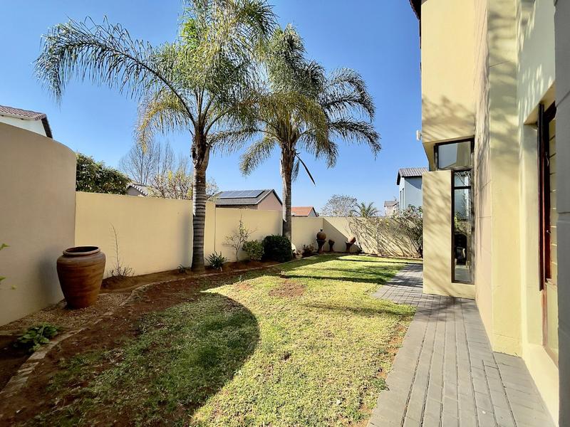 3 Bedroom Property for Sale in Thatchfield Close Gauteng