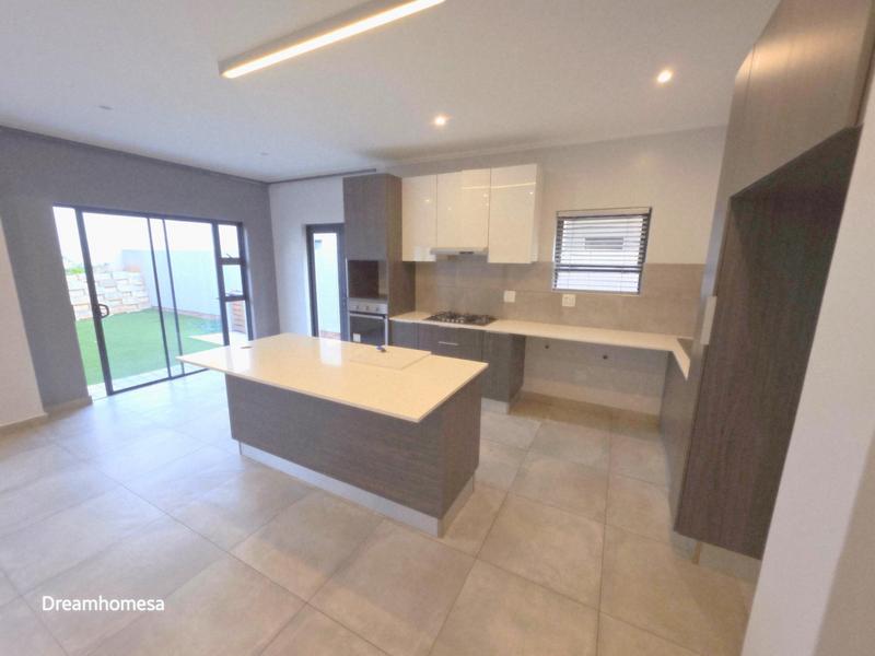 To Let 3 Bedroom Property for Rent in Morningside Gauteng