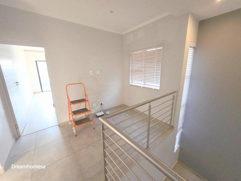 To Let 3 Bedroom Property for Rent in Morningside Gauteng