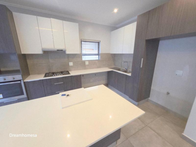 To Let 3 Bedroom Property for Rent in Morningside Gauteng