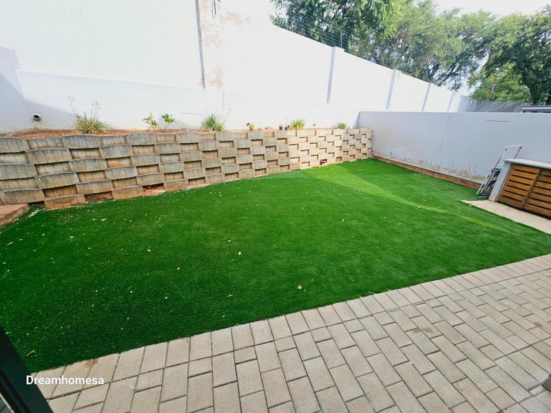 To Let 3 Bedroom Property for Rent in Morningside Gauteng