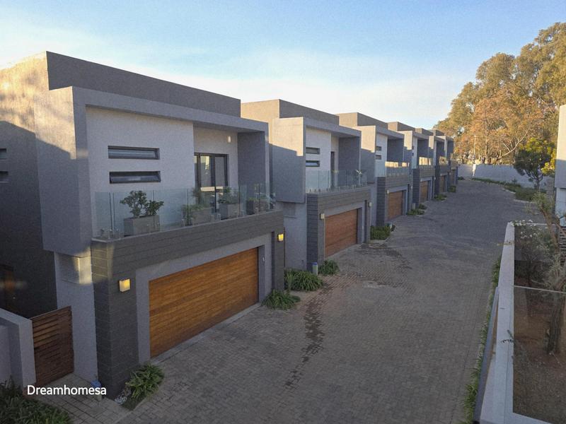 To Let 3 Bedroom Property for Rent in Morningside Gauteng