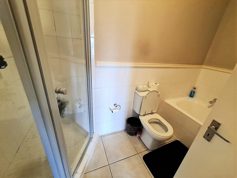 2 Bedroom Property for Sale in Bryanston Gauteng