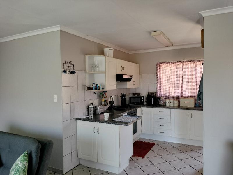 To Let 2 Bedroom Property for Rent in Rooihuiskraal North Gauteng
