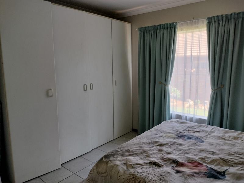 To Let 2 Bedroom Property for Rent in Rooihuiskraal North Gauteng