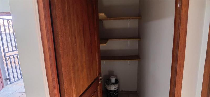 To Let commercial Property for Rent in Lynnwood Glen Gauteng