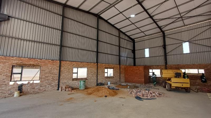 To Let commercial Property for Rent in Doornkloof Gauteng