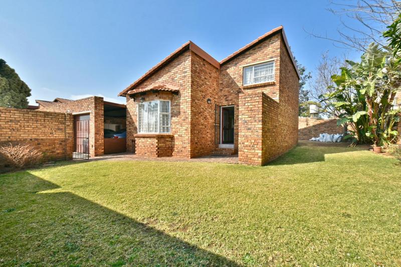 2 Bedroom Property for Sale in Radiokop Gauteng