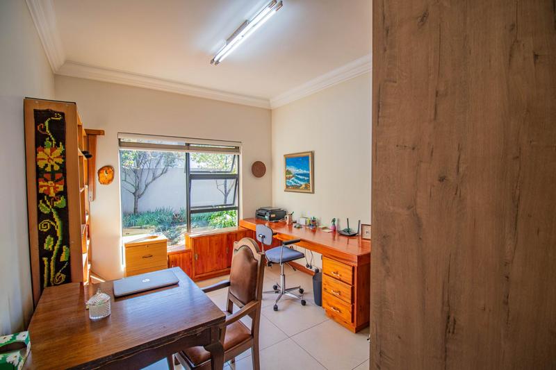 3 Bedroom Property for Sale in Midstream Meadows Gauteng