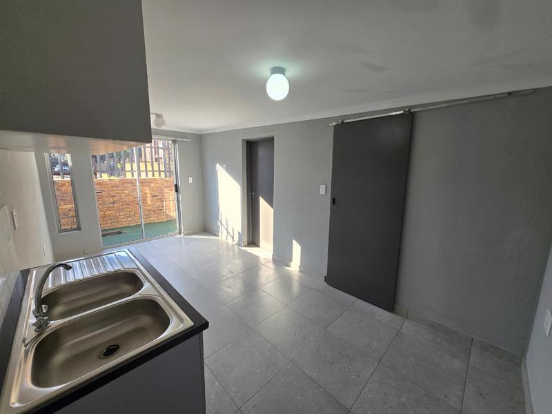 To Let 1 Bedroom Property for Rent in Germiston South Gauteng