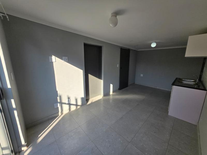 To Let 1 Bedroom Property for Rent in Germiston South Gauteng
