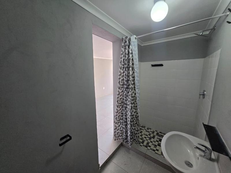 To Let 1 Bedroom Property for Rent in Germiston South Gauteng