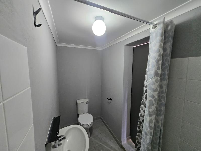 To Let 1 Bedroom Property for Rent in Germiston South Gauteng