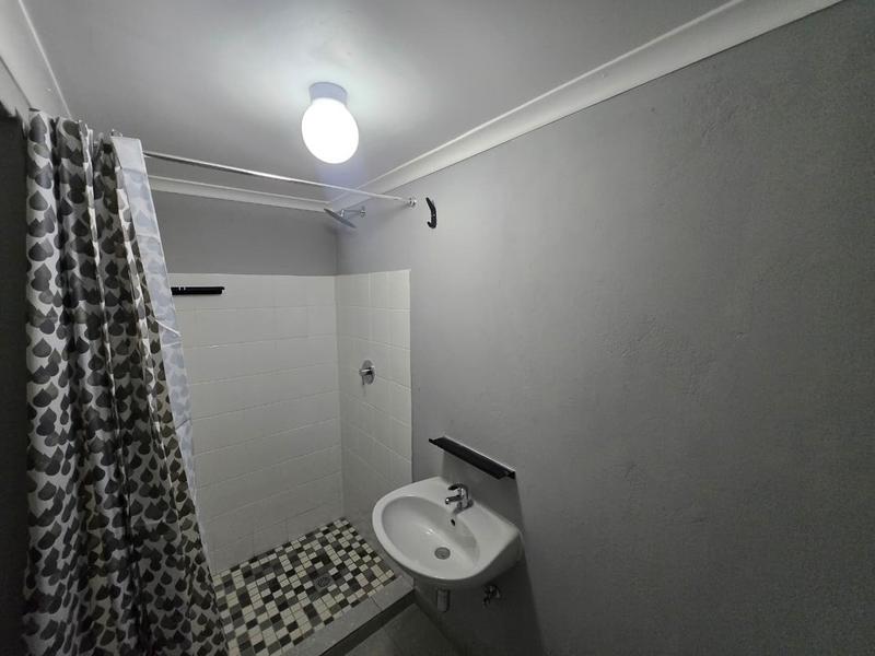 To Let 1 Bedroom Property for Rent in Germiston South Gauteng
