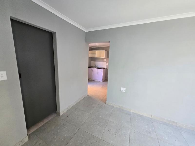 To Let 1 Bedroom Property for Rent in Germiston South Gauteng