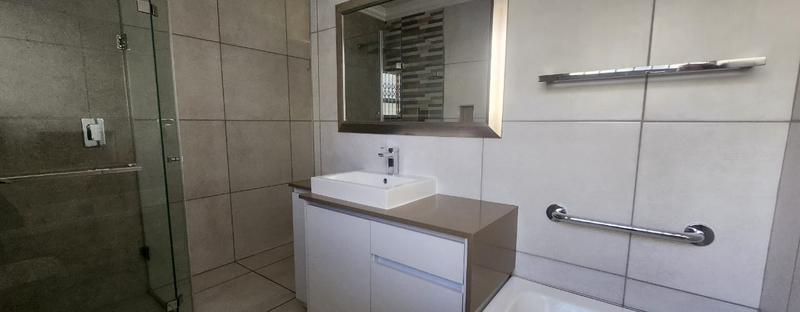 To Let 2 Bedroom Property for Rent in Dowerglen Gauteng