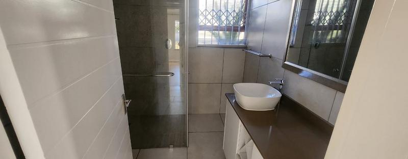 To Let 2 Bedroom Property for Rent in Dowerglen Gauteng