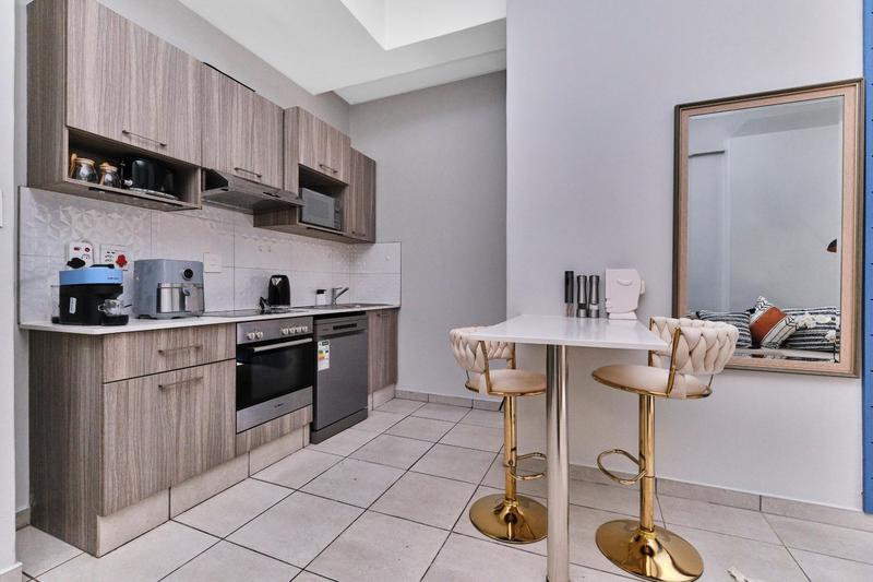 1 Bedroom Property for Sale in Rosebank Gauteng