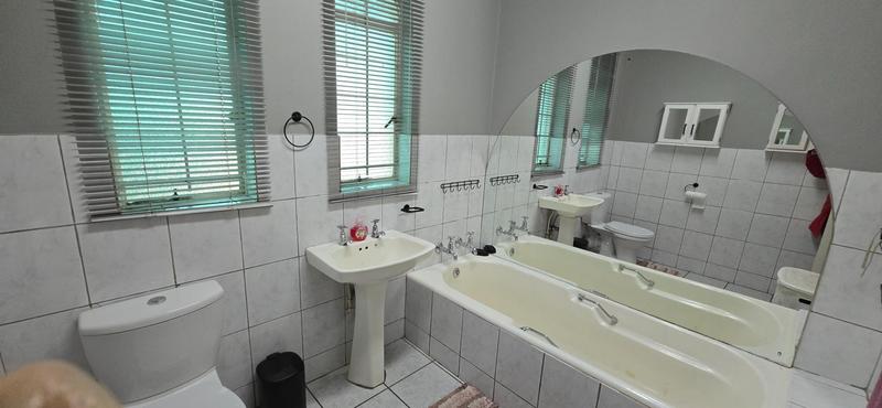 4 Bedroom Property for Sale in Freeway Park Gauteng