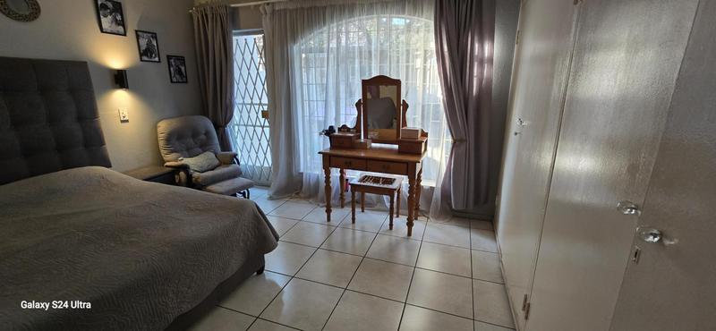 4 Bedroom Property for Sale in Freeway Park Gauteng