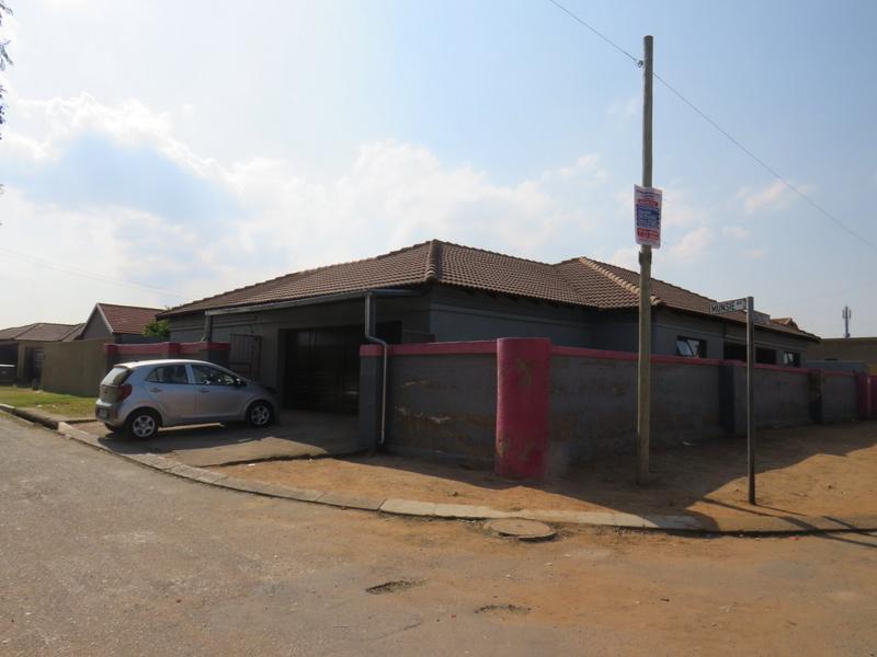 3 Bedroom Property for Sale in Kagiso Gauteng
