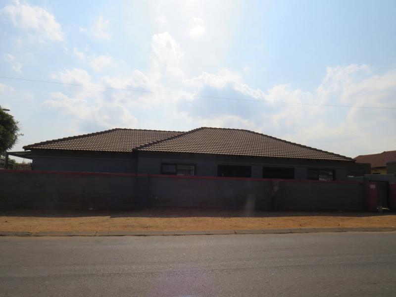 3 Bedroom Property for Sale in Kagiso Gauteng