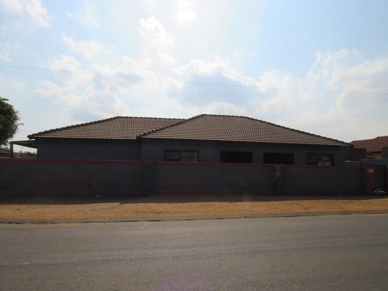 3 Bedroom Property for Sale in Kagiso Gauteng