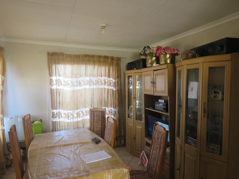 2 Bedroom Property for Sale in Kagiso Gauteng