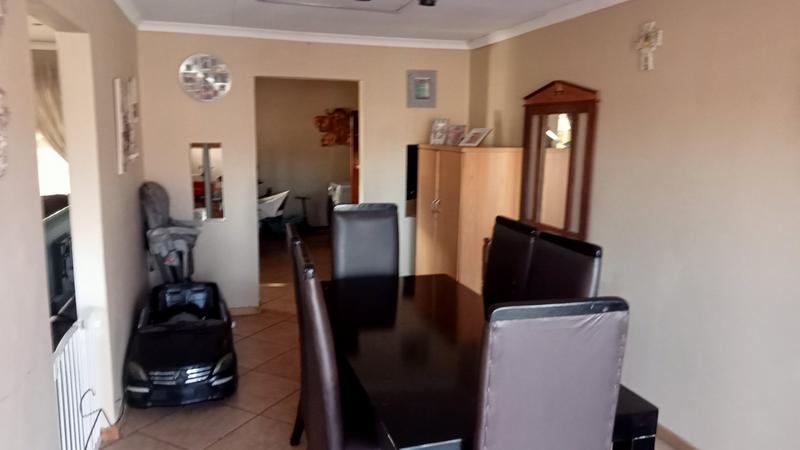 4 Bedroom Property for Sale in Mindalore Gauteng