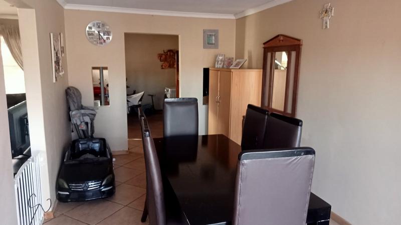 4 Bedroom Property for Sale in Mindalore Gauteng