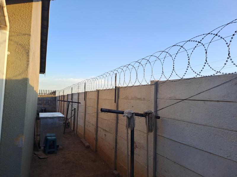 2 Bedroom Property for Sale in Evaton Gauteng