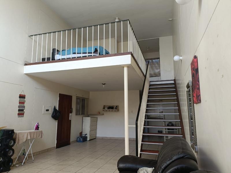 1 Bedroom Property for Sale in Sunnyside Gauteng
