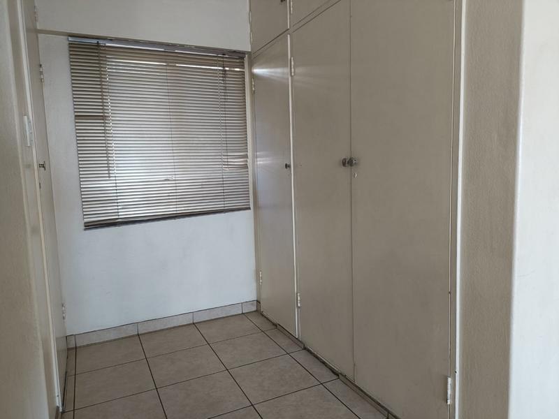 1 Bedroom Property for Sale in Sunnyside Gauteng