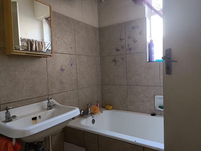 1 Bedroom Property for Sale in Sunnyside Gauteng
