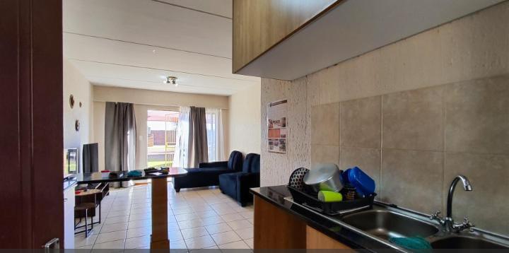 2 Bedroom Property for Sale in Hughes Gauteng