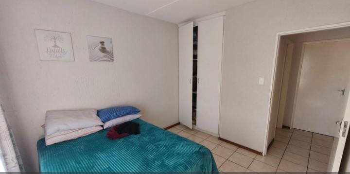2 Bedroom Property for Sale in Hughes Gauteng