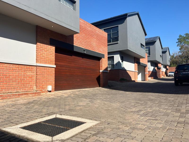 To Let 3 Bedroom Property for Rent in Hazelwood Gauteng