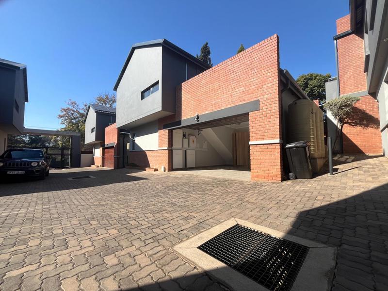 To Let 3 Bedroom Property for Rent in Hazelwood Gauteng