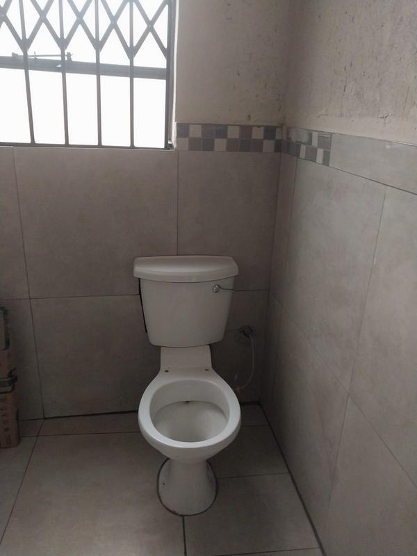 To Let 2 Bedroom Property for Rent in Soshanguve XX Gauteng