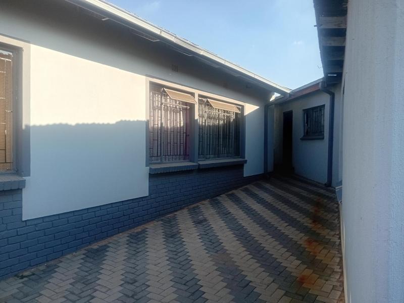 3 Bedroom Property for Sale in Soshanguve Gauteng