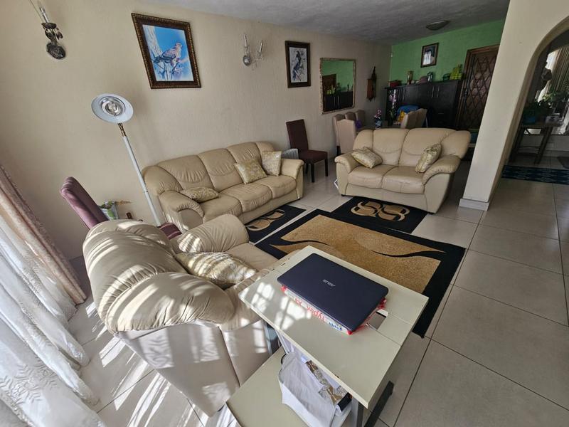 3 Bedroom Property for Sale in Brackenhurst Gauteng