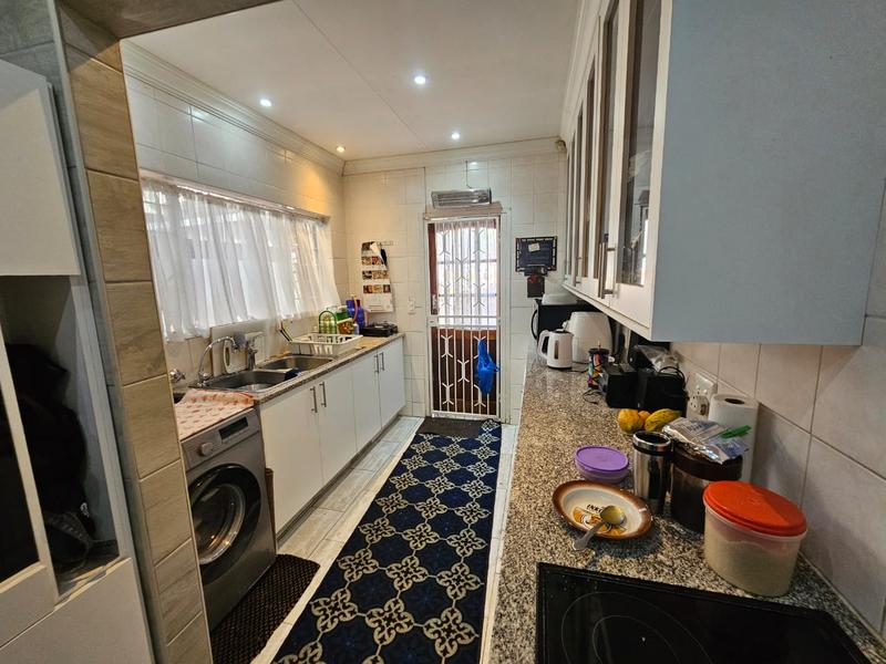 3 Bedroom Property for Sale in Brackenhurst Gauteng