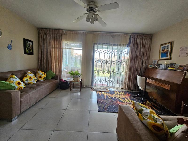 3 Bedroom Property for Sale in Brackenhurst Gauteng