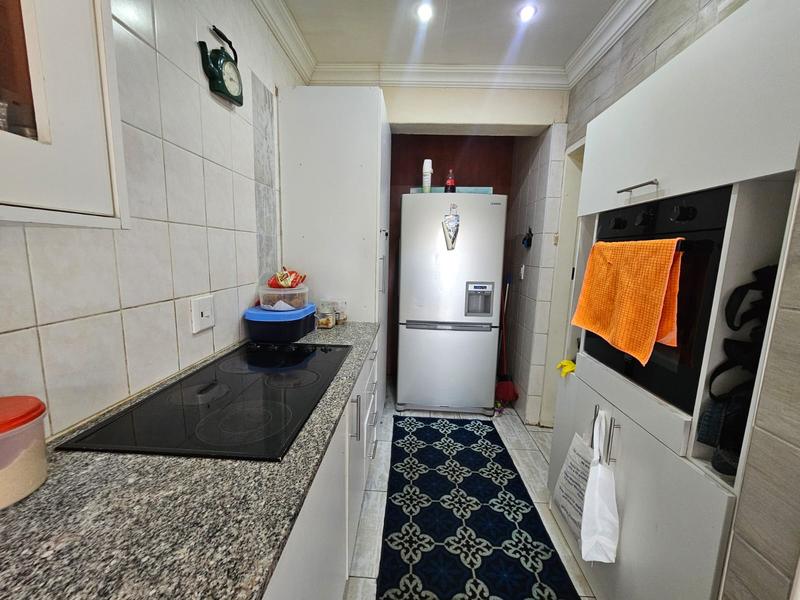3 Bedroom Property for Sale in Brackenhurst Gauteng