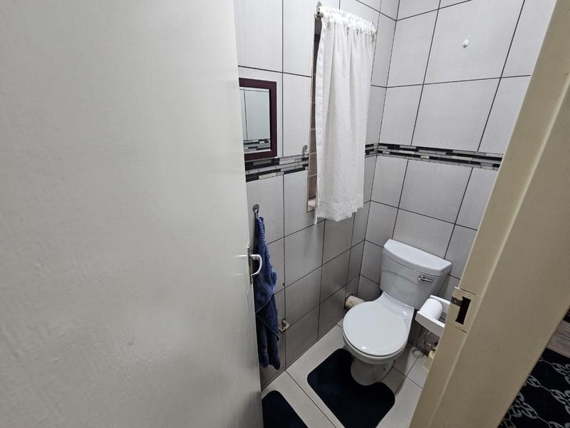 3 Bedroom Property for Sale in Brackenhurst Gauteng