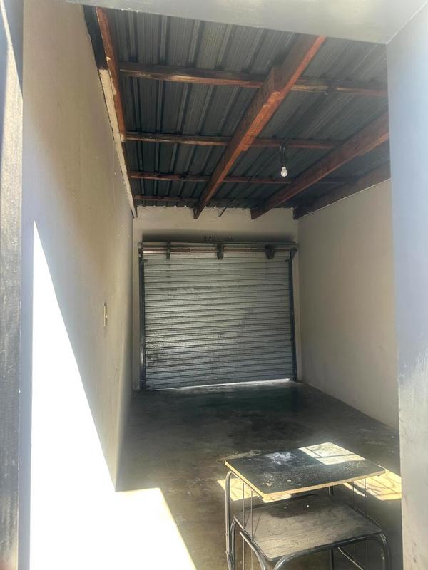 2 Bedroom Property for Sale in Moroka Gauteng
