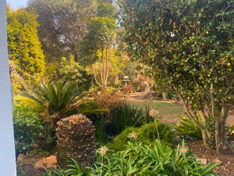 3 Bedroom Property for Sale in Glen Marais Gauteng