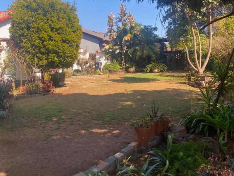3 Bedroom Property for Sale in Glen Marais Gauteng